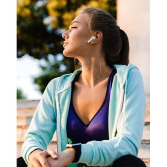 Charging Case for AirPods 1st & 2nd Replacement Built-in 450 mAh Battery - Picture 7 of 10